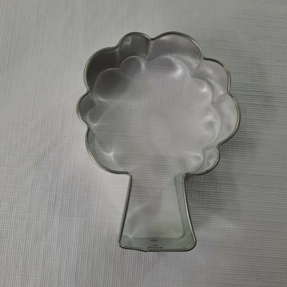 Apple Tree Cookie Cutter Metal Ann Clark 7915A - Picture 1 of 6